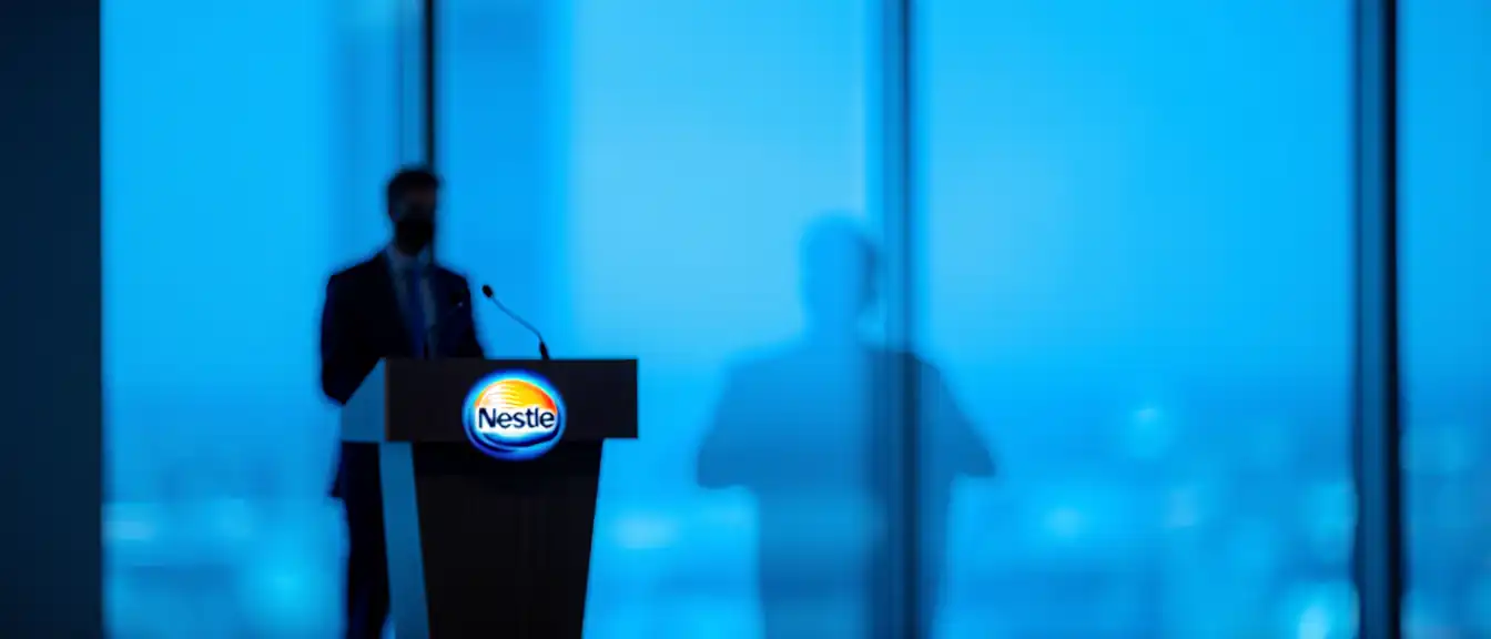 Швейцарский концерн Nestle намерен восстановить контроль над своими российскими подразделениями