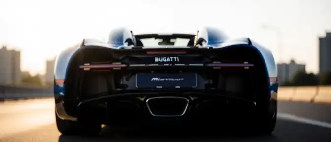 Редкий Bugatti W16 Mistral официально зарегистрирован в России спустя тринадцать лет после последнего появления нового гиперкара в стране